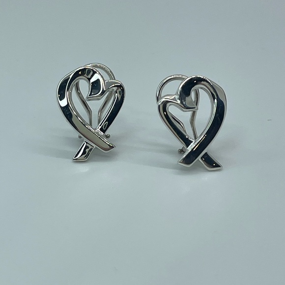 Tiffany & Co. Vintage Large Paloma Picasso Loving Heart Earrings - Picture 4 of 16